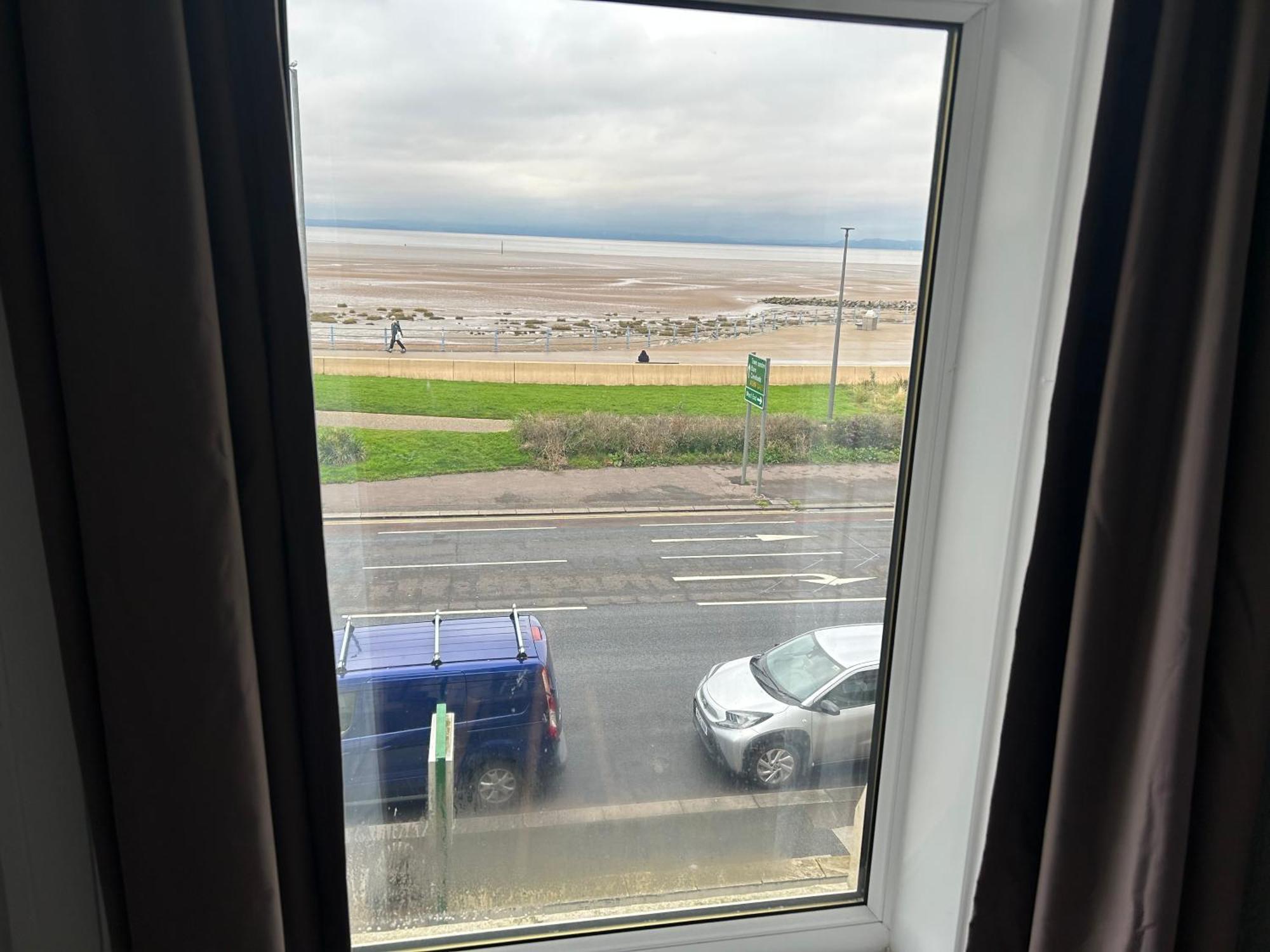 The Clifton Seafront Hotel Morecambe Zewnętrze zdjęcie