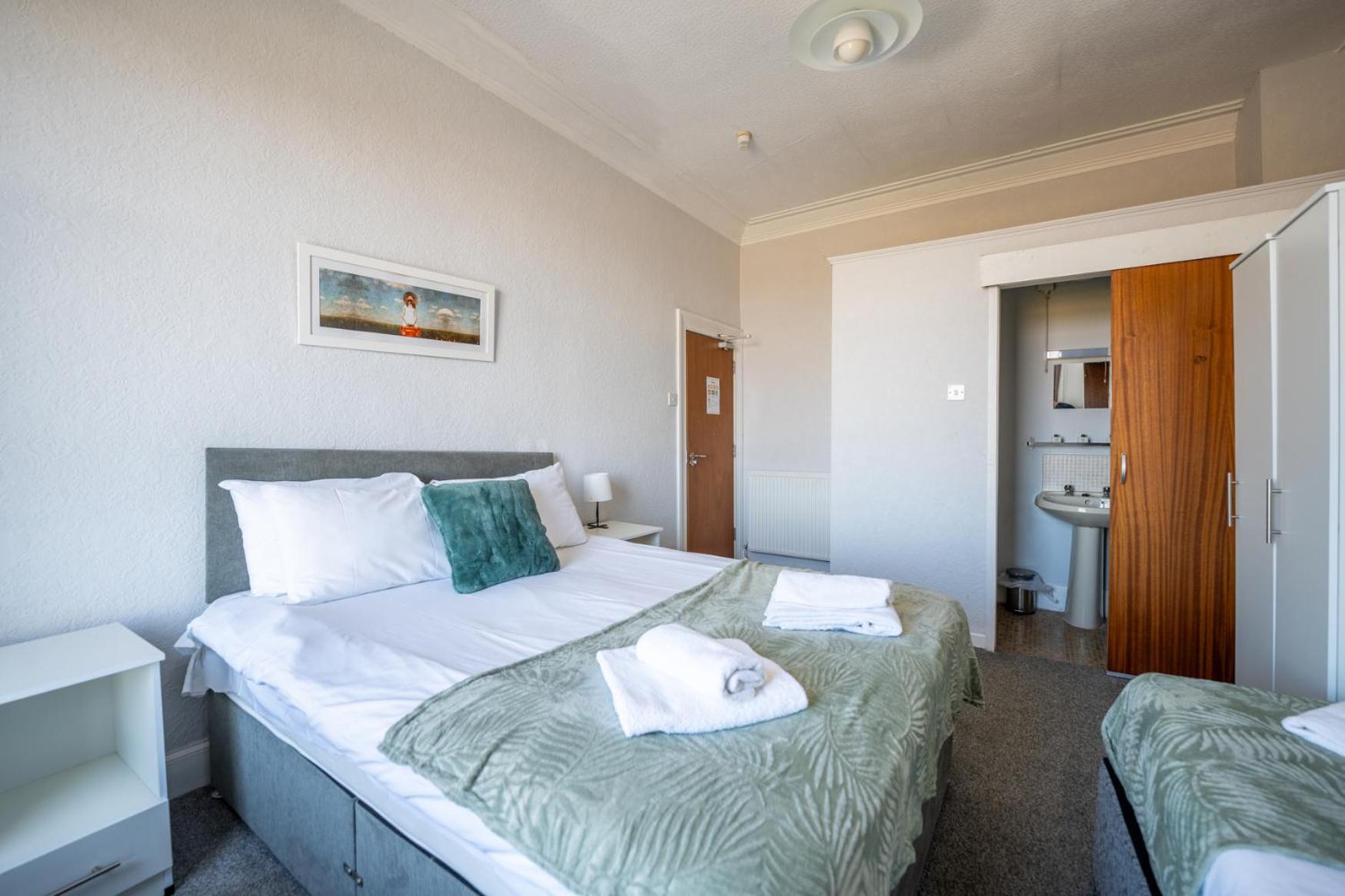 The Clifton Seafront Hotel Morecambe Zewnętrze zdjęcie