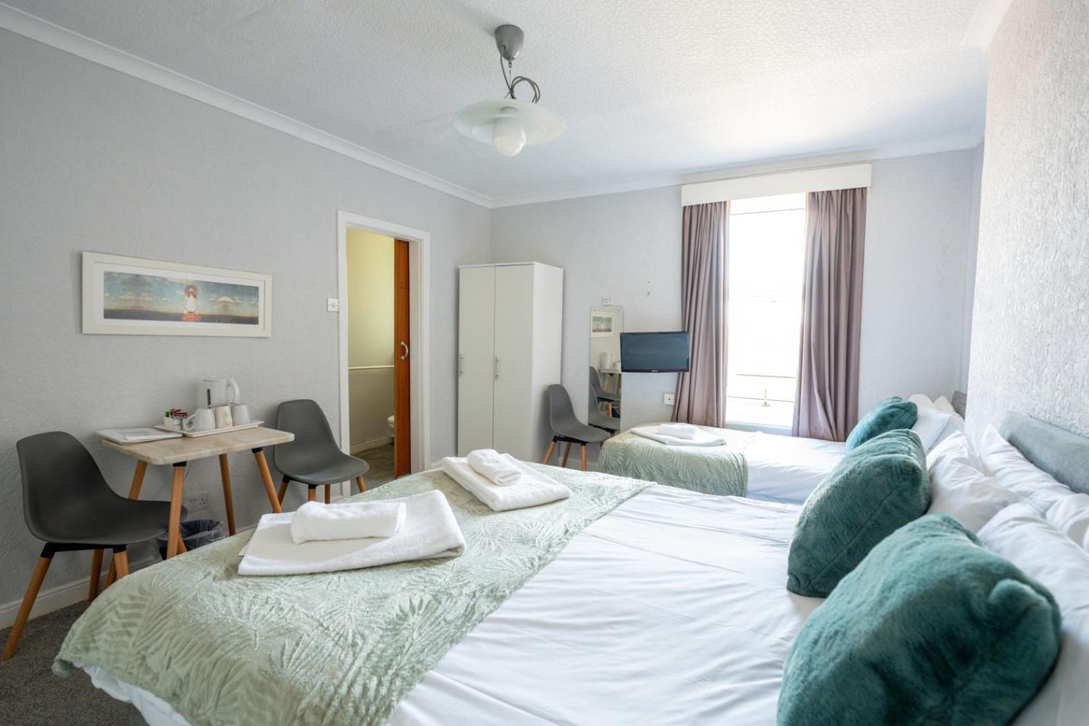 The Clifton Seafront Hotel Morecambe Zewnętrze zdjęcie