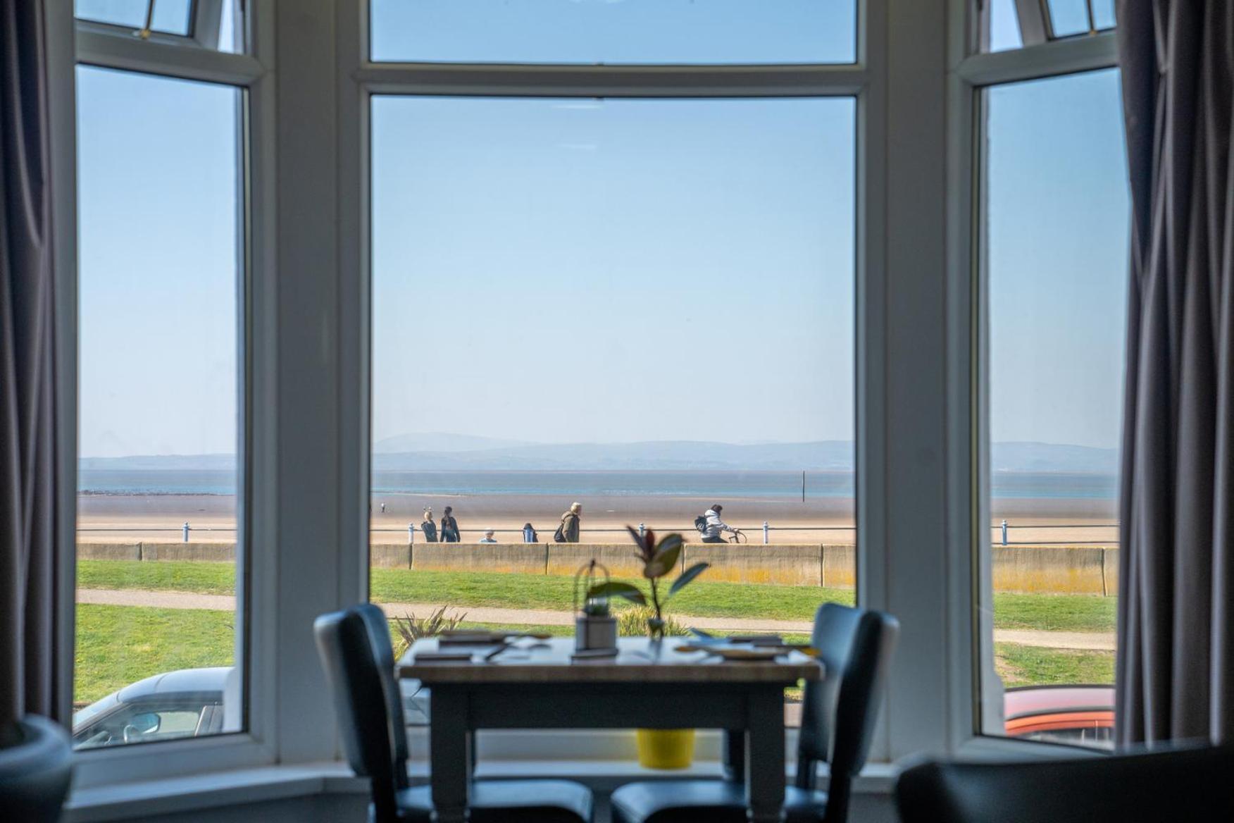 The Clifton Seafront Hotel Morecambe Zewnętrze zdjęcie