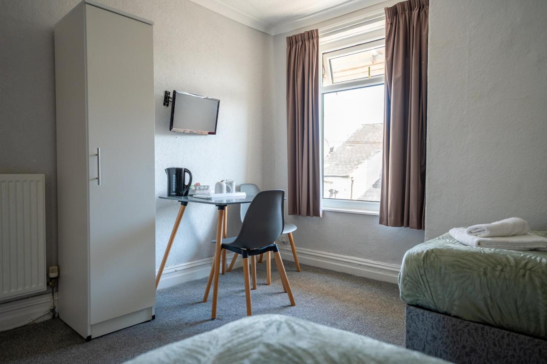 The Clifton Seafront Hotel Morecambe Zewnętrze zdjęcie